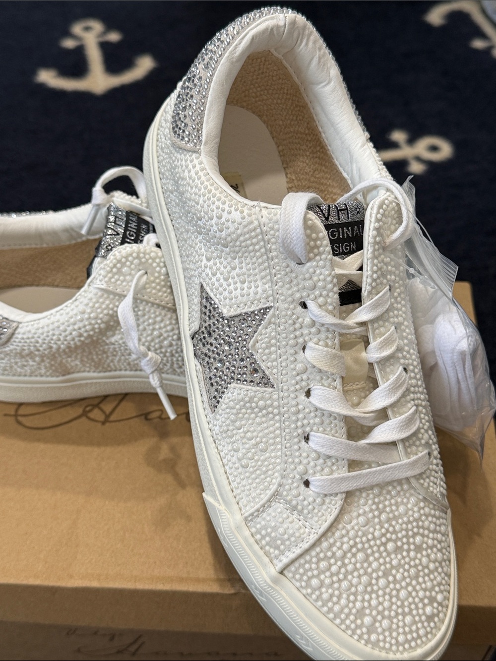 Vintage Havana pearl and rhinestone sneaker. New with tags. 7.5 - Picture 6 of 6